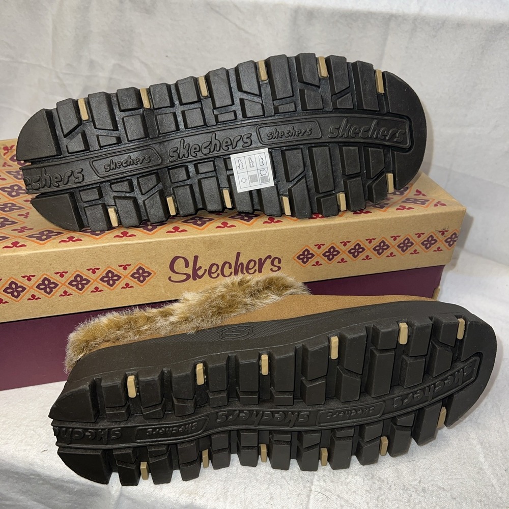 NIB Skechers Women's Brown Suede Fortress Faux Fur Lined Slides Thick Sole Sz 8 - Picture 5 of 6